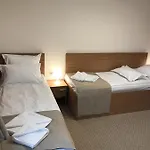 Downtown Hotel 3*