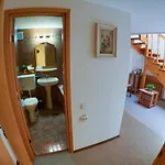 Hotel Downtown 3*