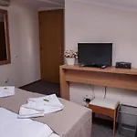 Hotel Downtown 3*