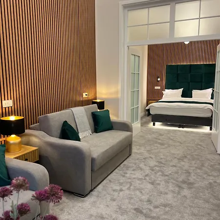 Hotel Downtown Boekarest