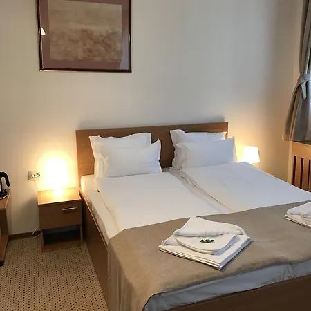 Downtown Hotel