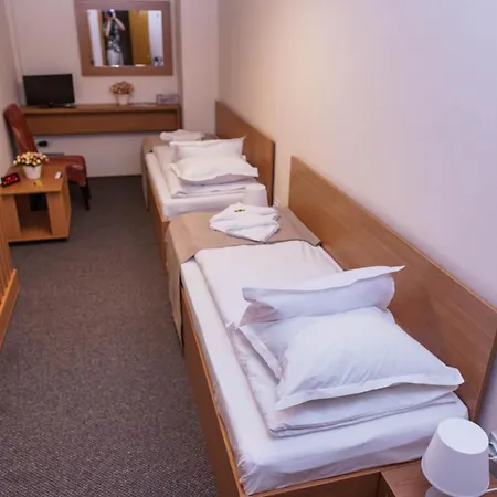 Downtown 3* Boekarest