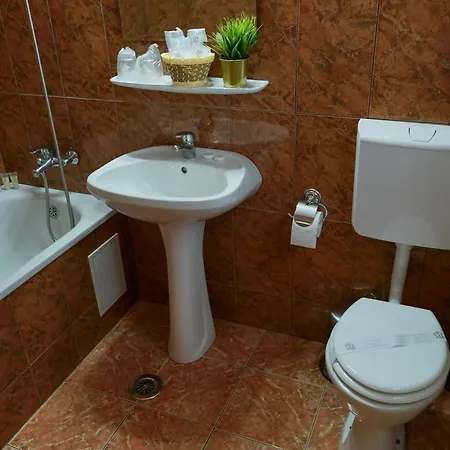 Готель Downtown 3*