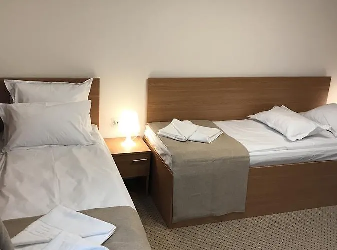 Downtown Szálloda 3*