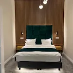 Downtown 3*