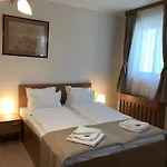 Hotel Downtown 3*